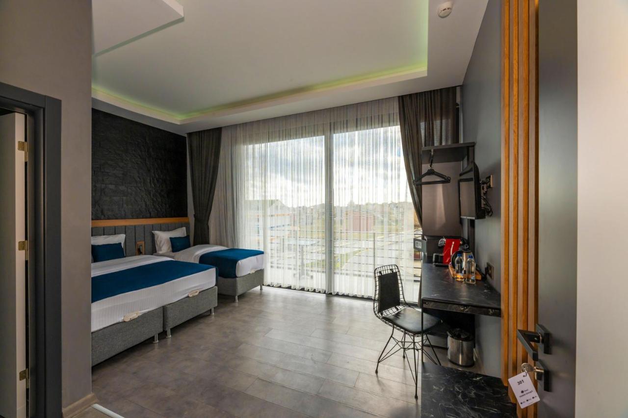 Melanj Airport Hotel Arnavutkoy Ngoại thất bức ảnh