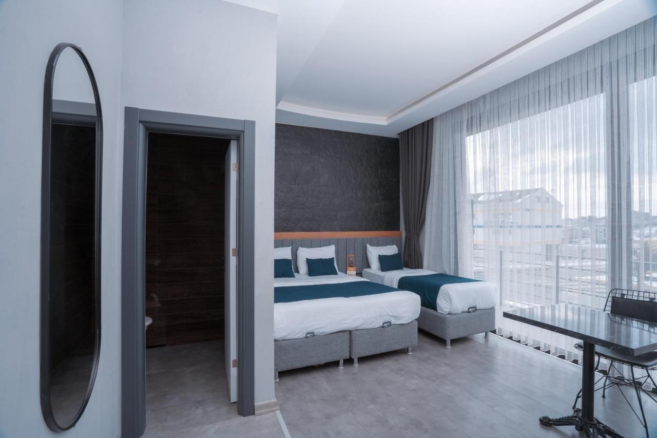 Melanj Airport Hotel Arnavutkoy Ngoại thất bức ảnh